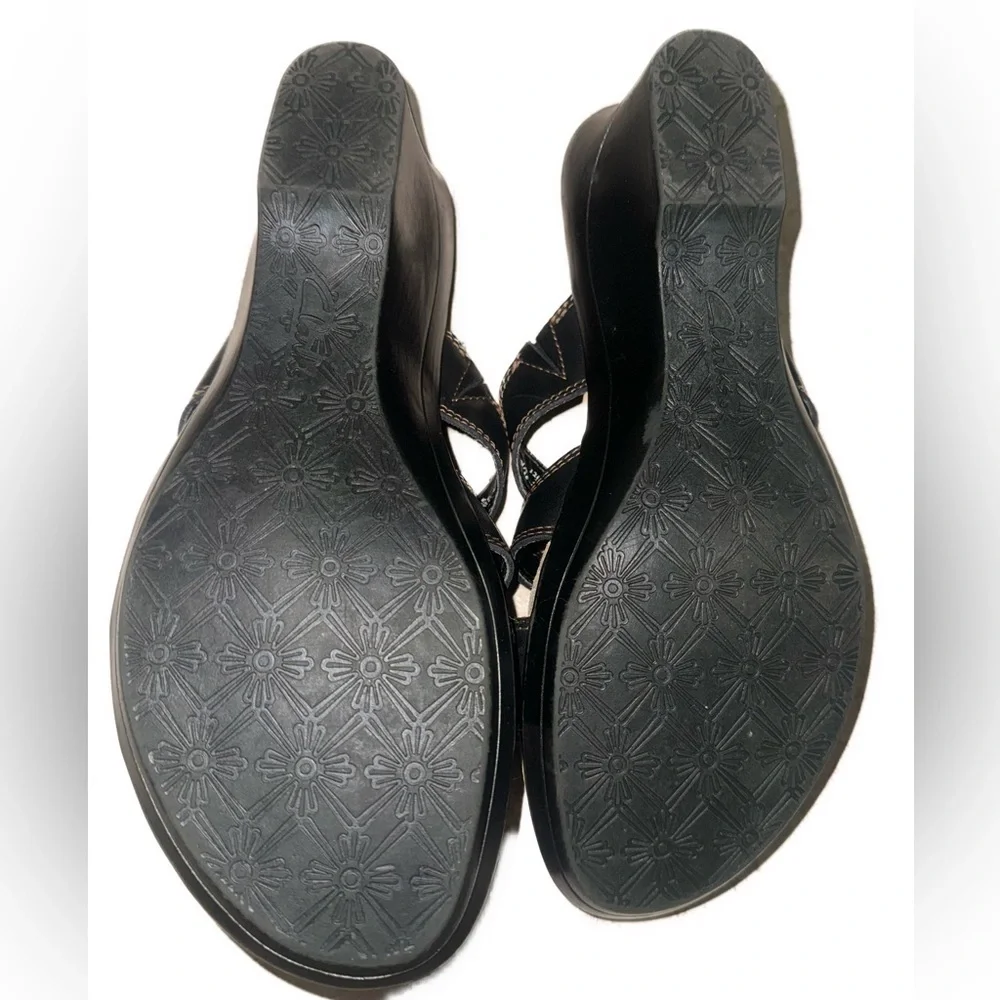 Clarks Black Leather Comfort Slide Sandals Women’s Size 7M beach shoes
